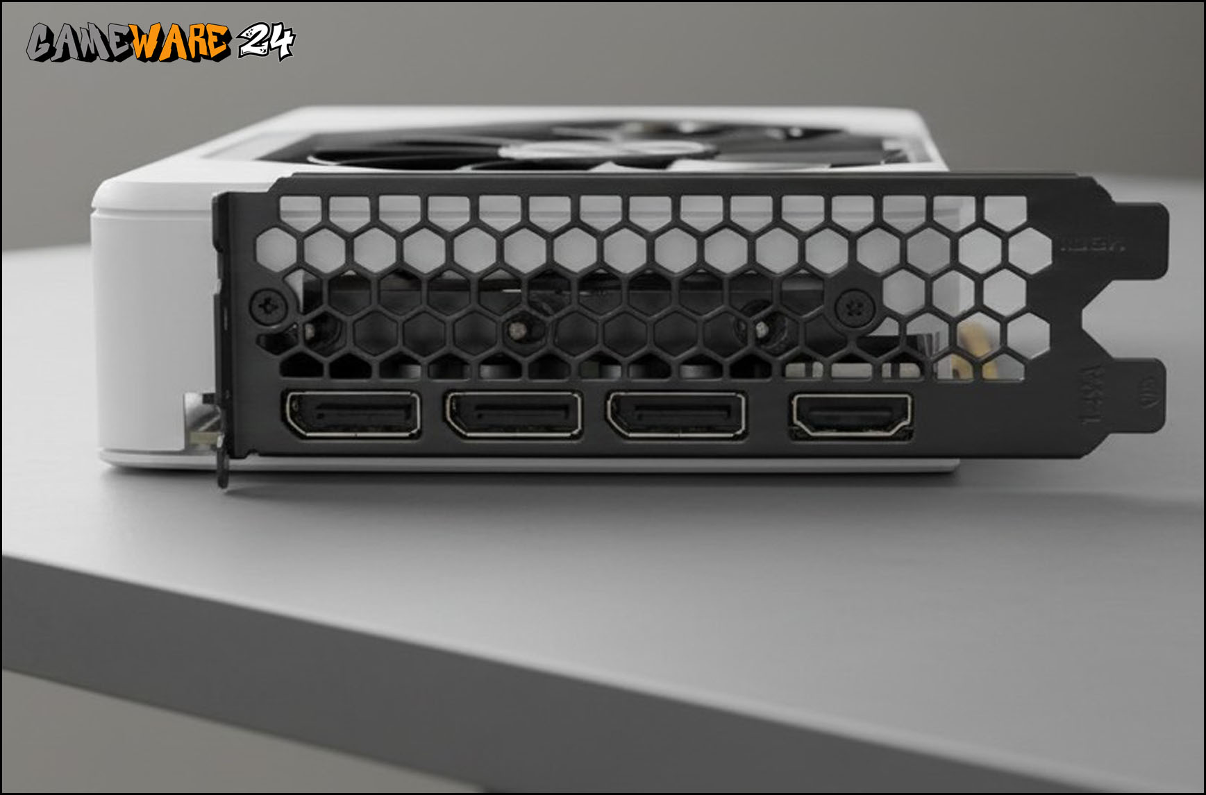 Palit GeForce RTX 5060 Ti 16GB White OC mit 3 Display Port und einem HDMI Ausgang