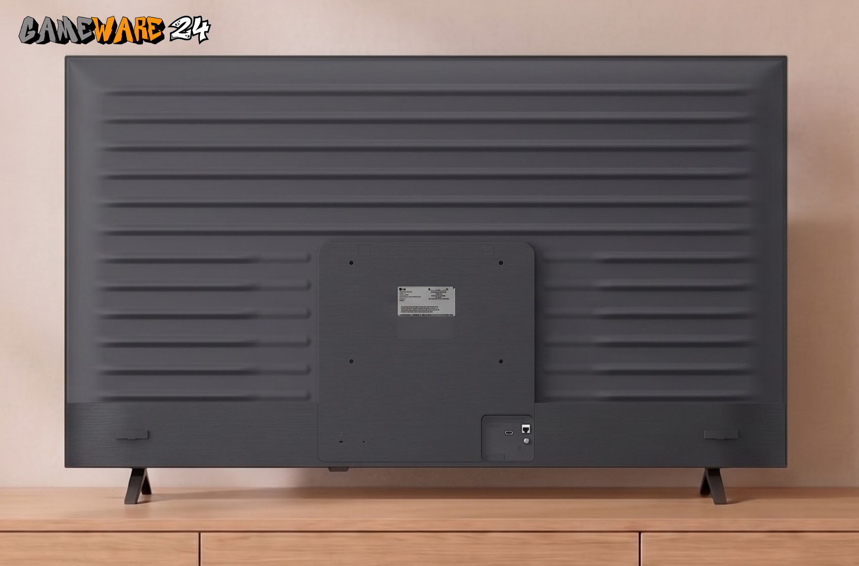 Sicherer Halt: Die beiden V-förmigen Standfüße sorgen für Stabilität und bieten gleichzeitig genug Platz, um eine Soundbar unter dem TV zu platzieren